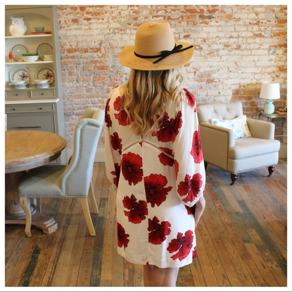 ✨LAST✨Ivory and Red Floral Dress - Picture 4 of 4